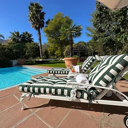 Franschhoek Manor Luxury Boutique Guesthouse ภายนอก รูปภาพ